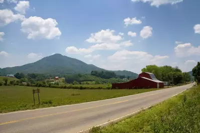 Barn on Wears Valley Road