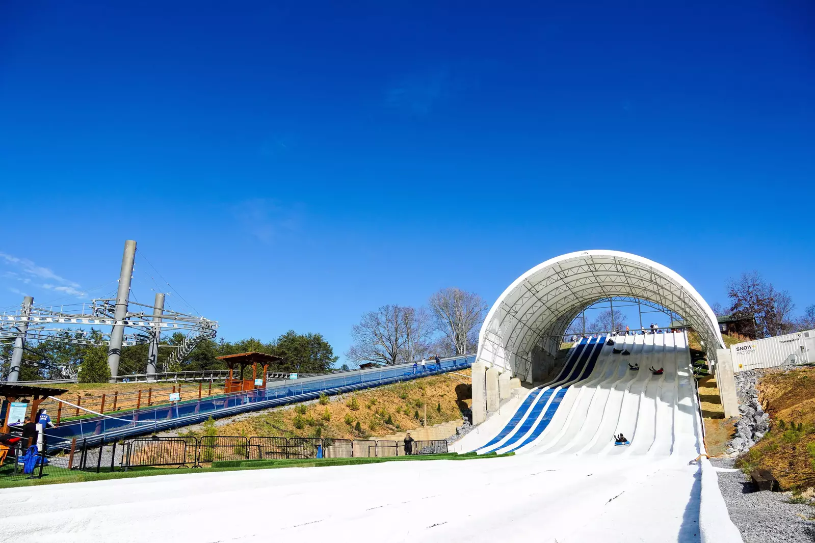 Rowdy Bear's Smoky Mountain Snowpark