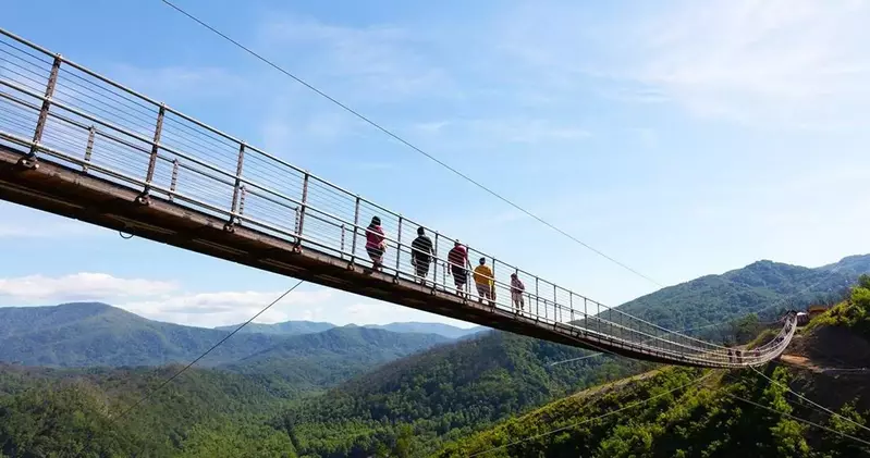 header__skybridge__sb_page__2022