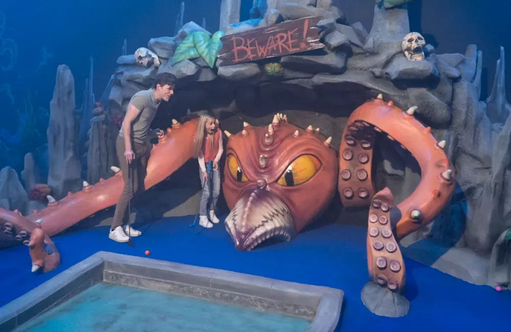 Sky Pirates of Mermaid Bay mini golf