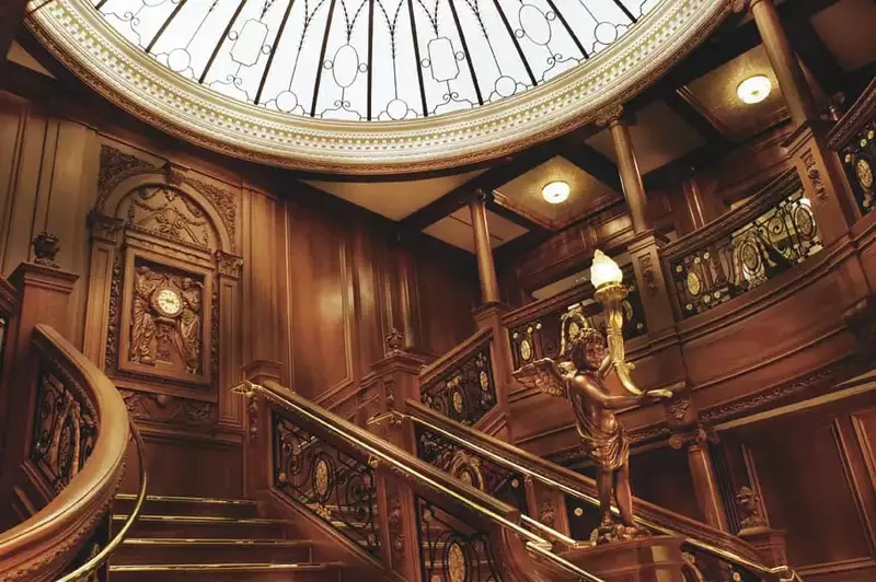 titanic-grand-staircase01-sm