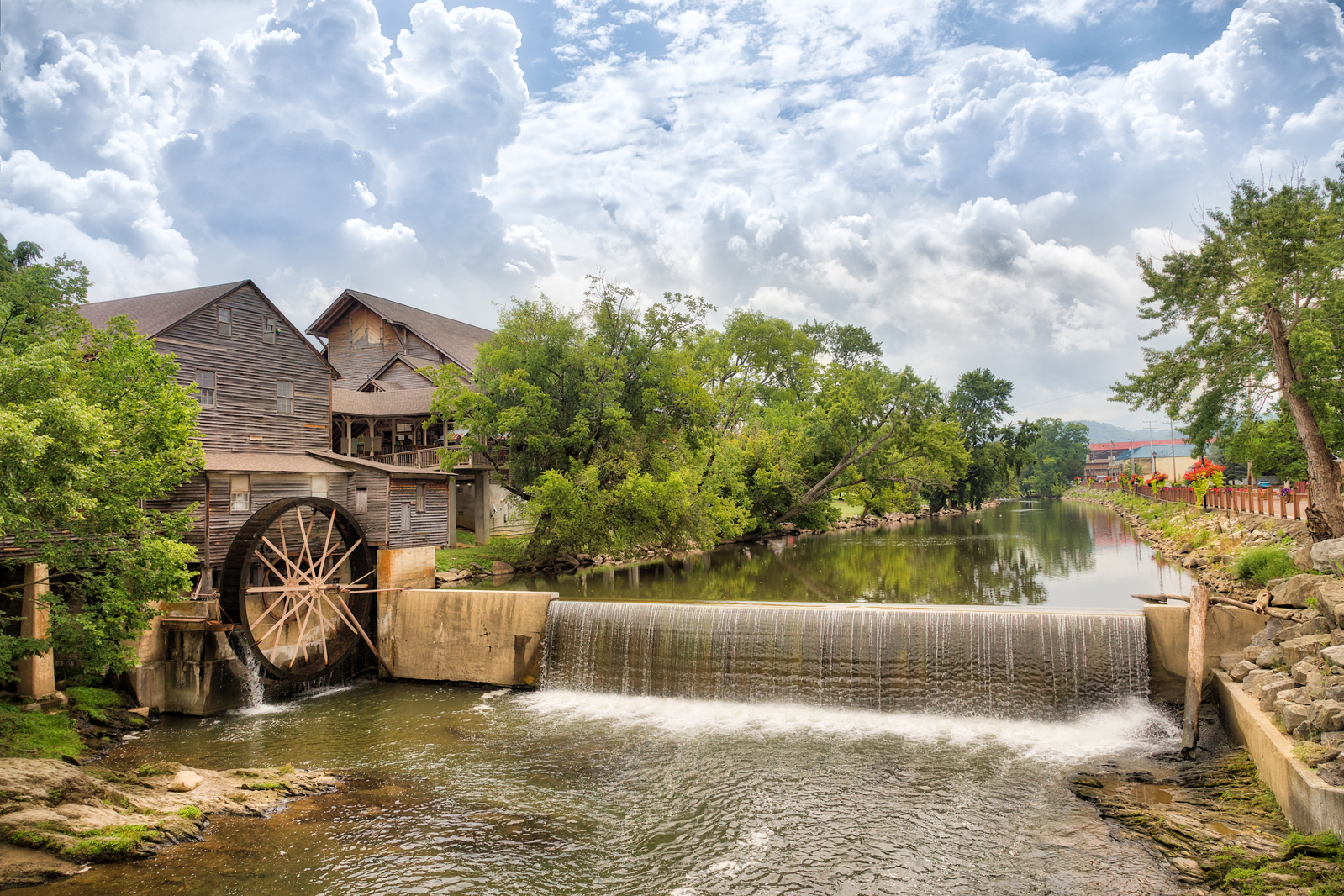 old mill in pigeon forge