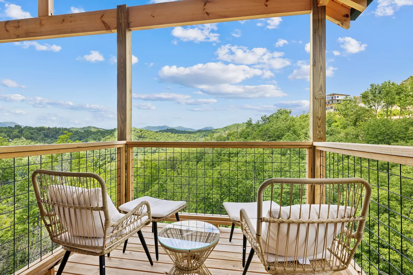 smoky mountain cabins with a view