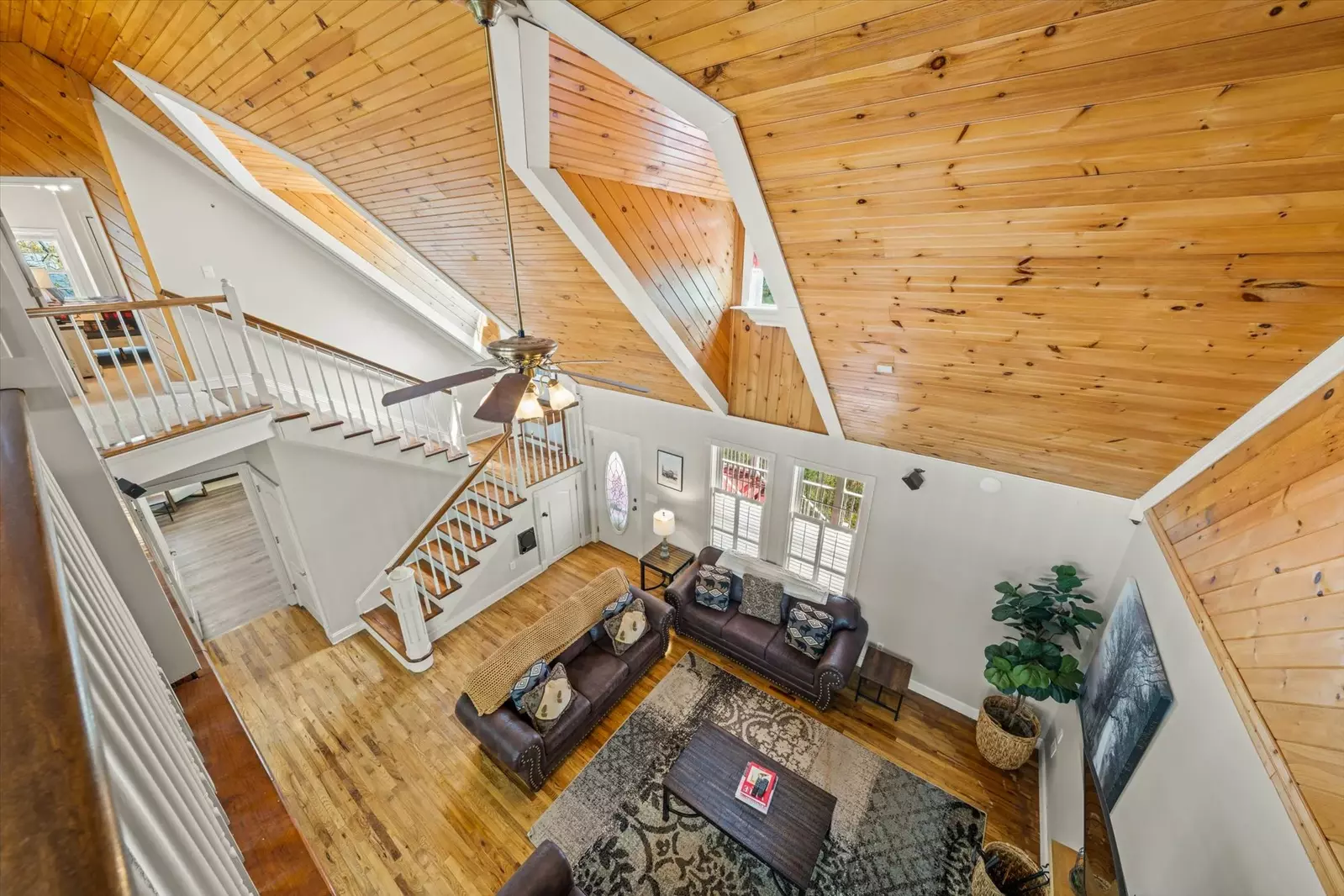 Cloud View Manor