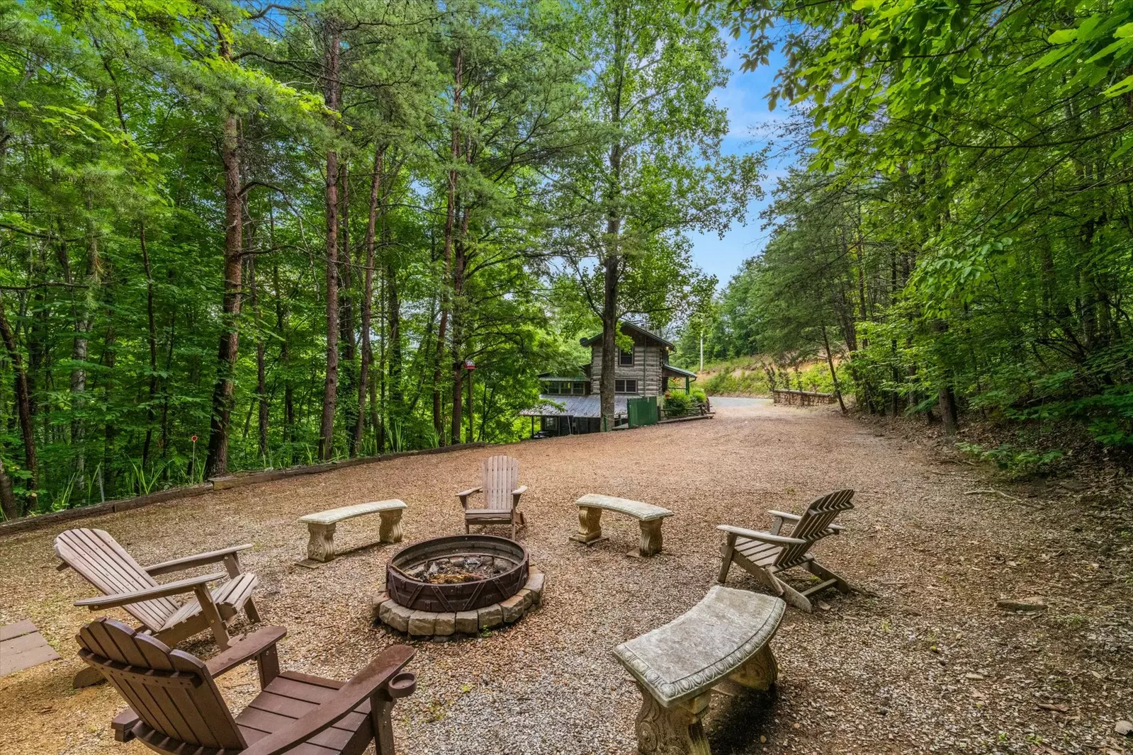 Huckleberry Inn