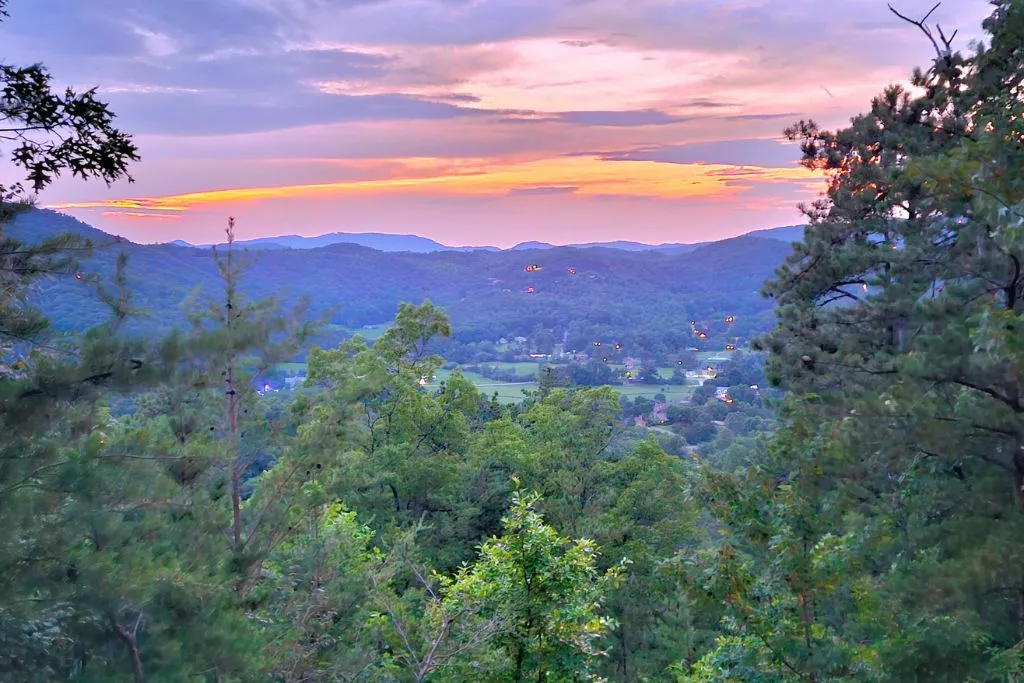 Panoramic Pointe