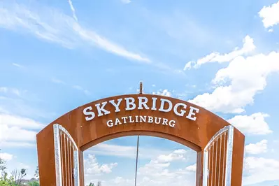 gatlinburg skybridge sign