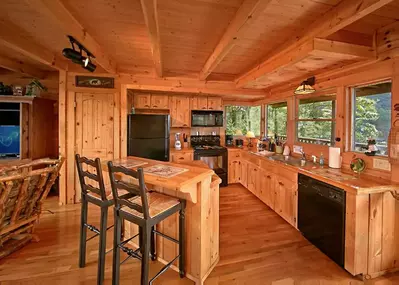  Open kitchen with all the necessities.