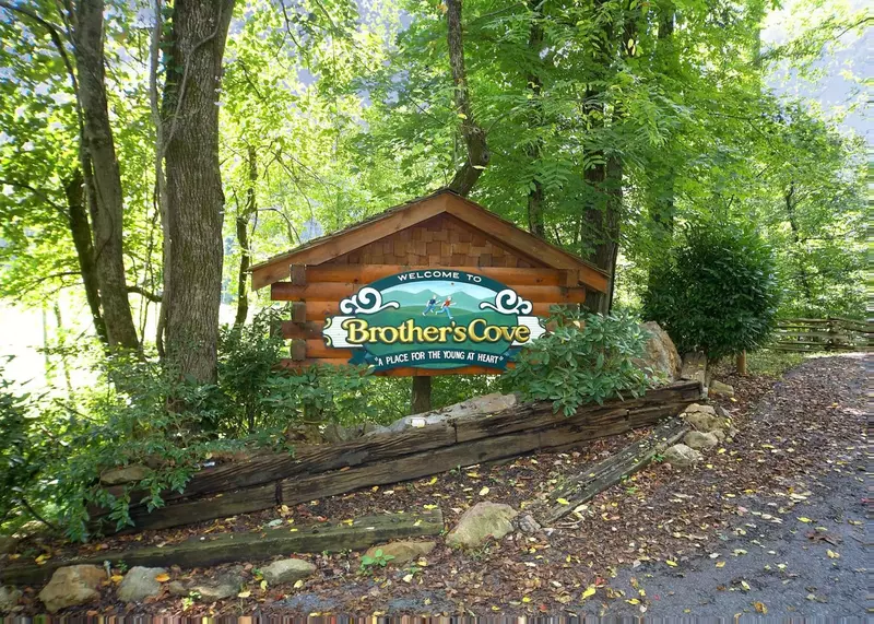  Welcome to Brother's Cove