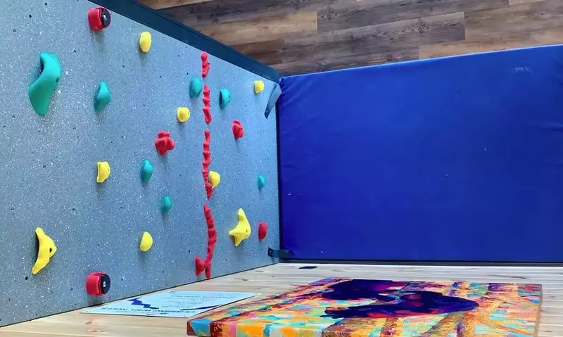 157422401