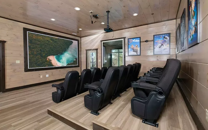 165009771