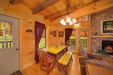 Property image, Interior, of Grin & Bear It