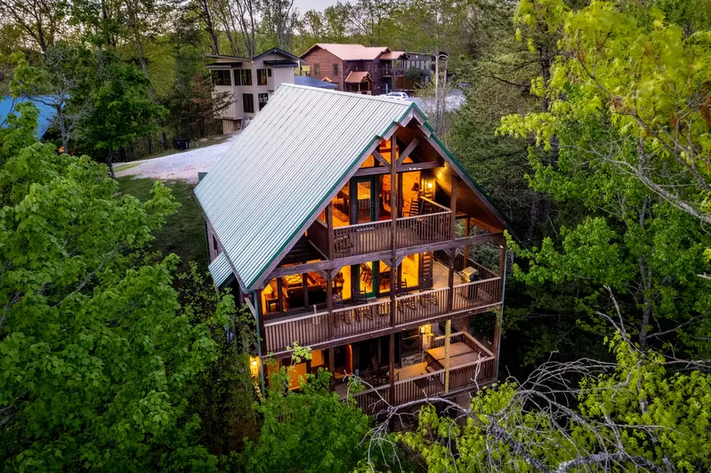 Property image, Interior, of Eagles Nest