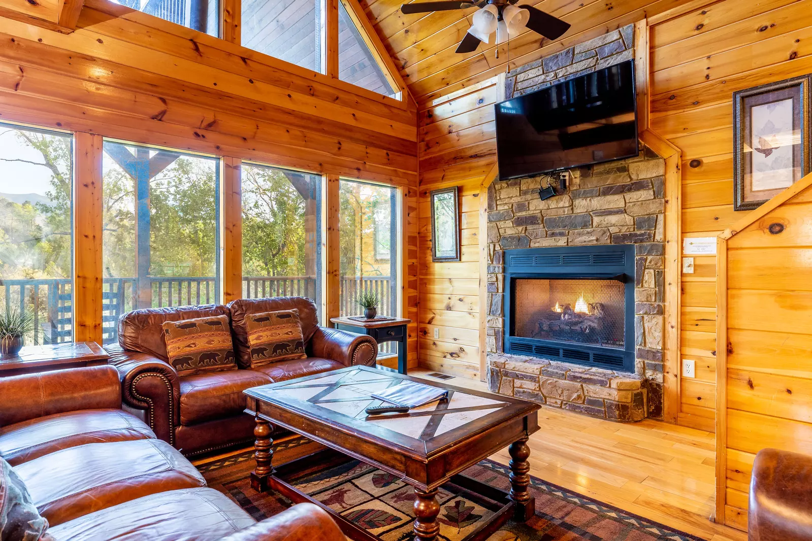 Property image, Interior, of Eagles Nest