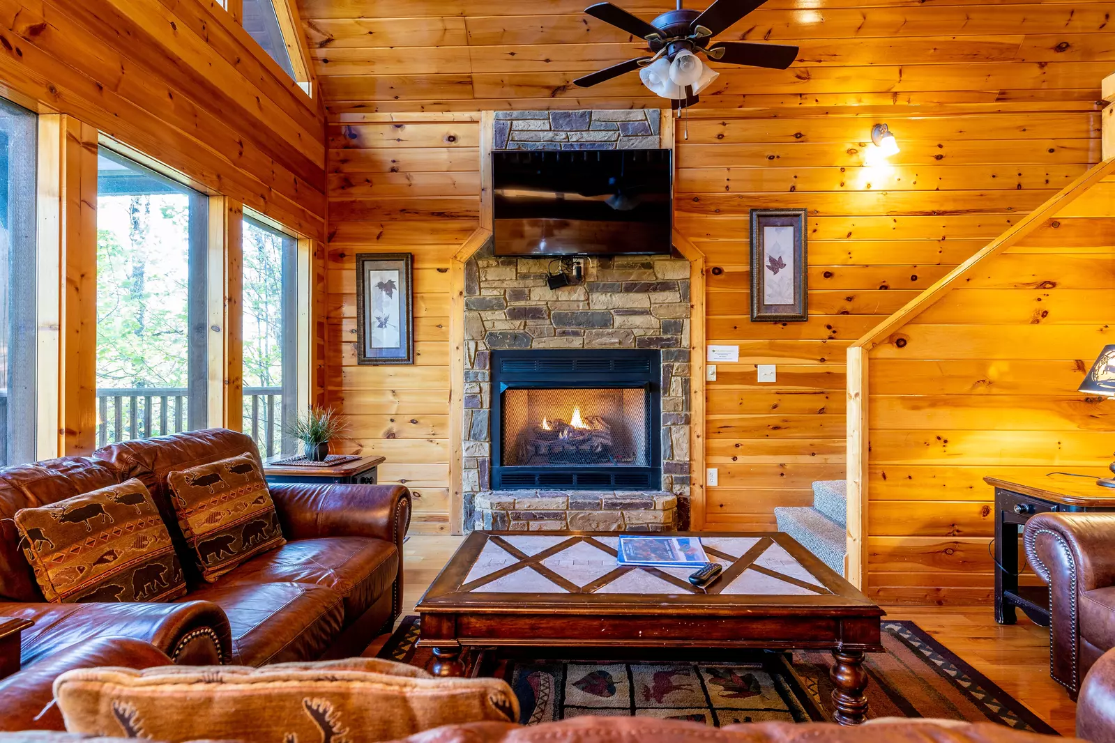 Property image, Interior, of Eagles Nest
