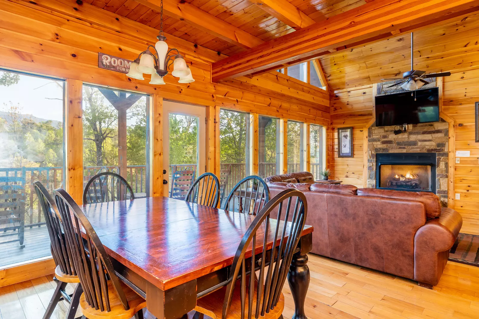 Property image, Interior, of Eagles Nest