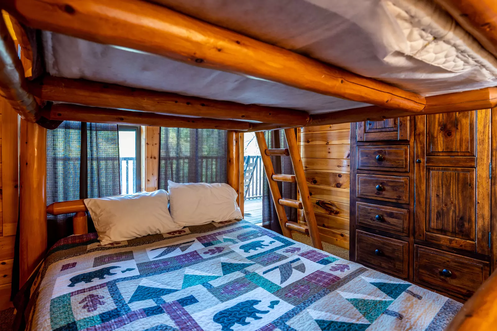 Property image, Interior, of Eagles Nest