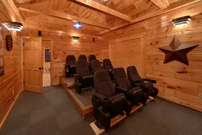 Property image, Interior, of Misty Mountain Lodge