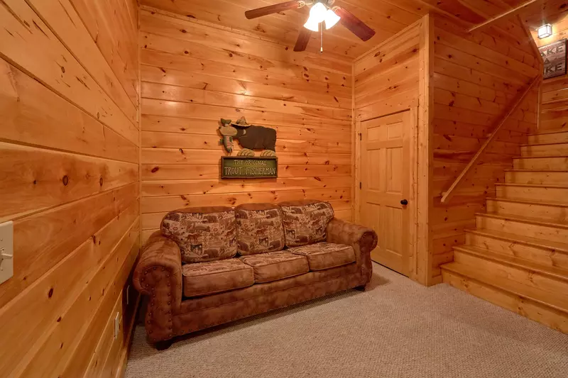 Property image, Interior, of Misty Mountain Lodge