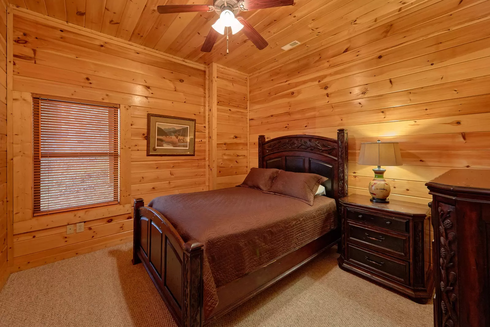 Property image, Interior, of Misty Mountain Lodge