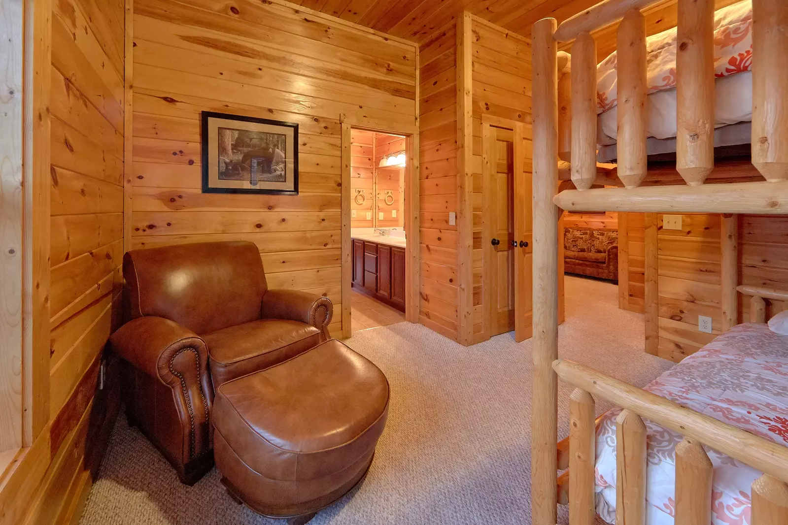 Property image, Interior, of Misty Mountain Lodge