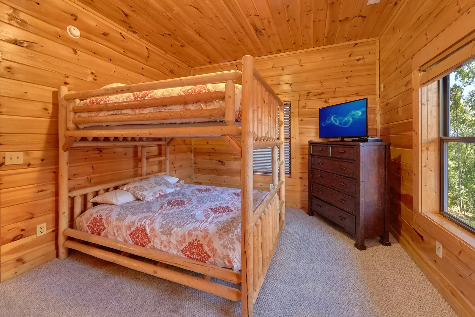 Property image, Interior, of Misty Mountain Lodge