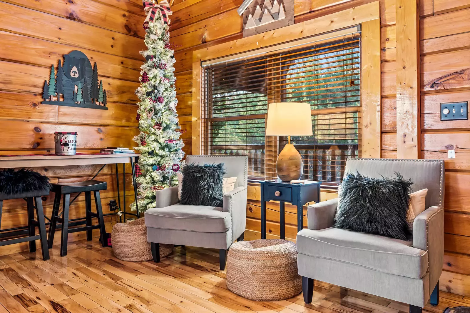 Property image, Interior, of Mountain Laurel