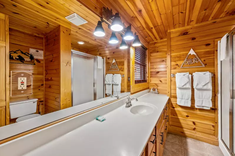 Property image, Interior, of Mountain Laurel