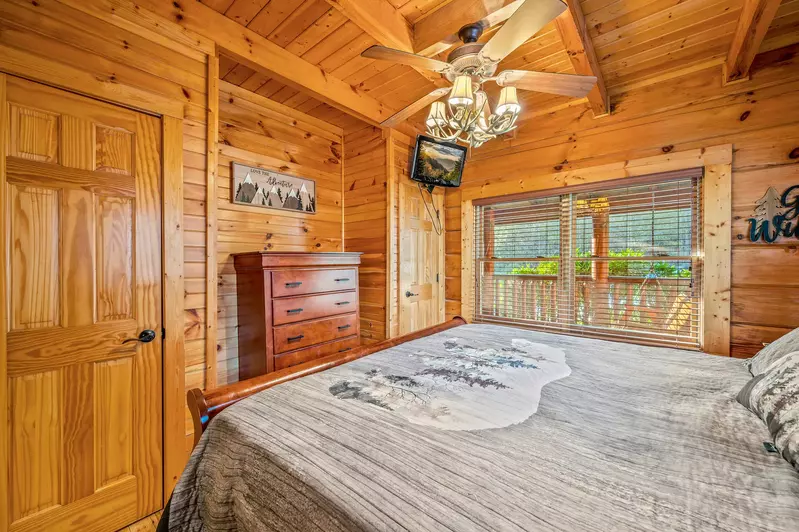 Property image, Interior, of Mountain Laurel