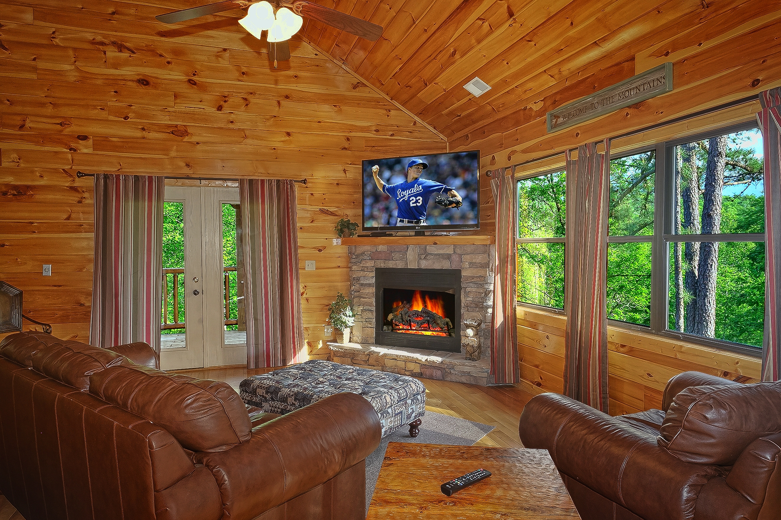 Property image, Interior, of Four Seasons