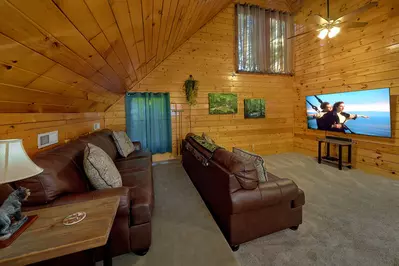 Property image, Interior, of Creeksong