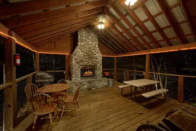 Property image, Interior, of Creeksong