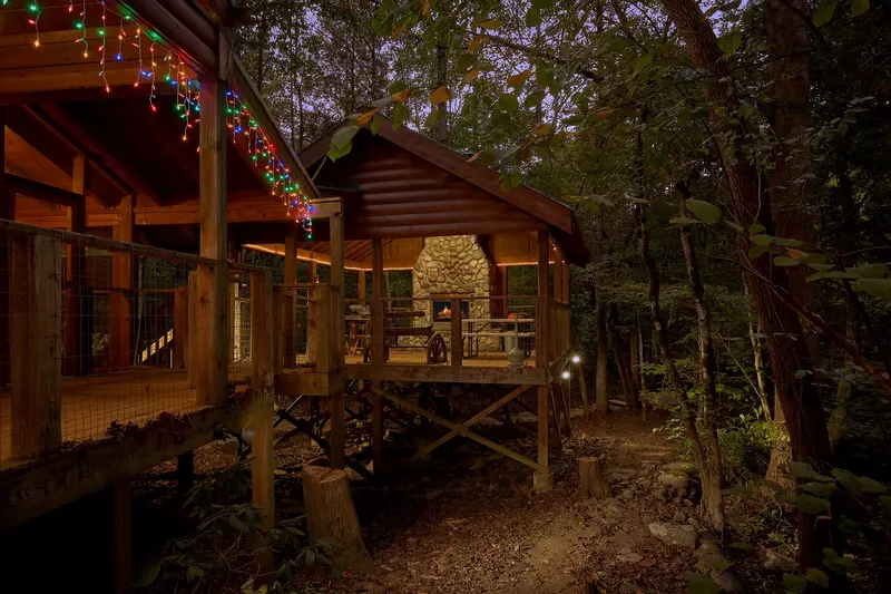 Property image, Interior, of Creeksong