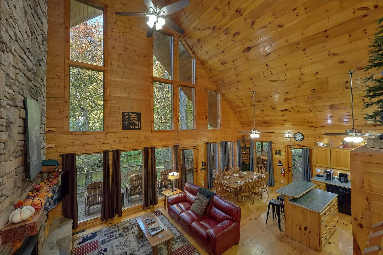 Property image, Interior, of Creeksong