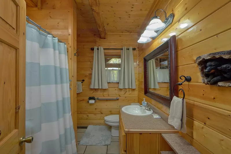 Property image, Interior, of Creeksong