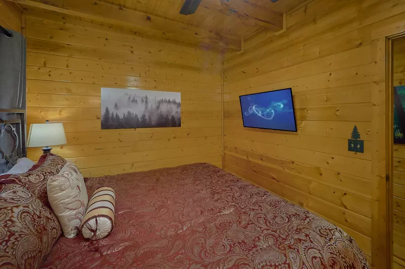 Property image, Interior, of Creeksong