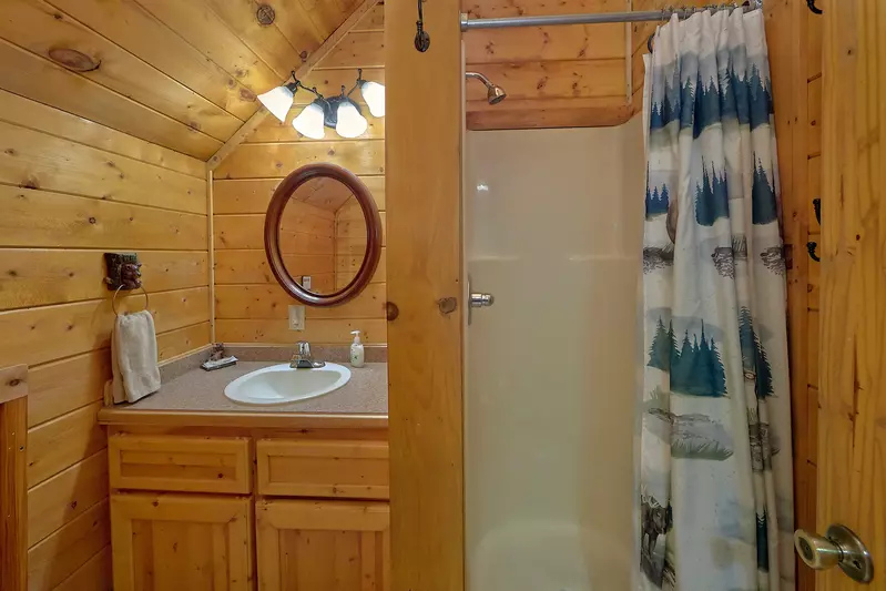Property image, Interior, of Creeksong