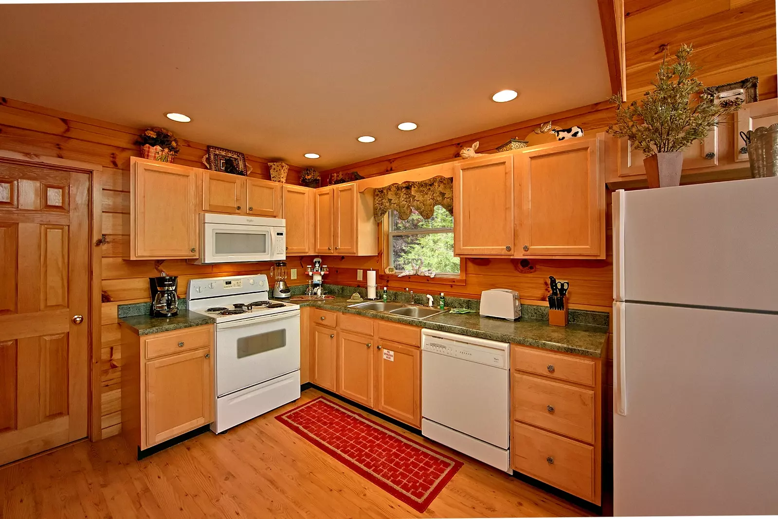 Property image, Interior, of A Slice of Heaven