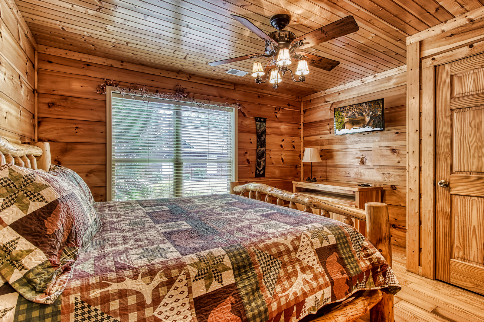 Property image, Interior, of Big Bear Lodge