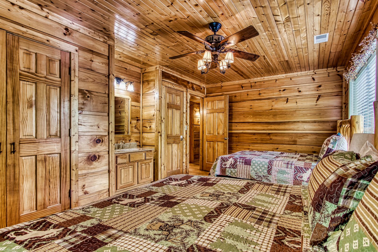 Property image, Interior, of Big Bear Lodge