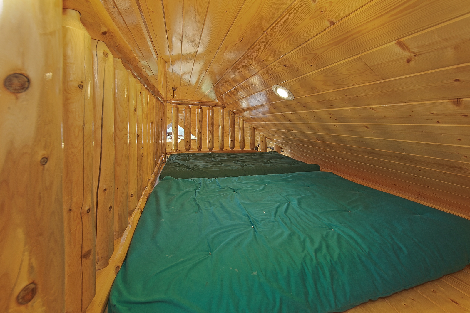 Property image, Interior, of Smoky Sunrise (#53)