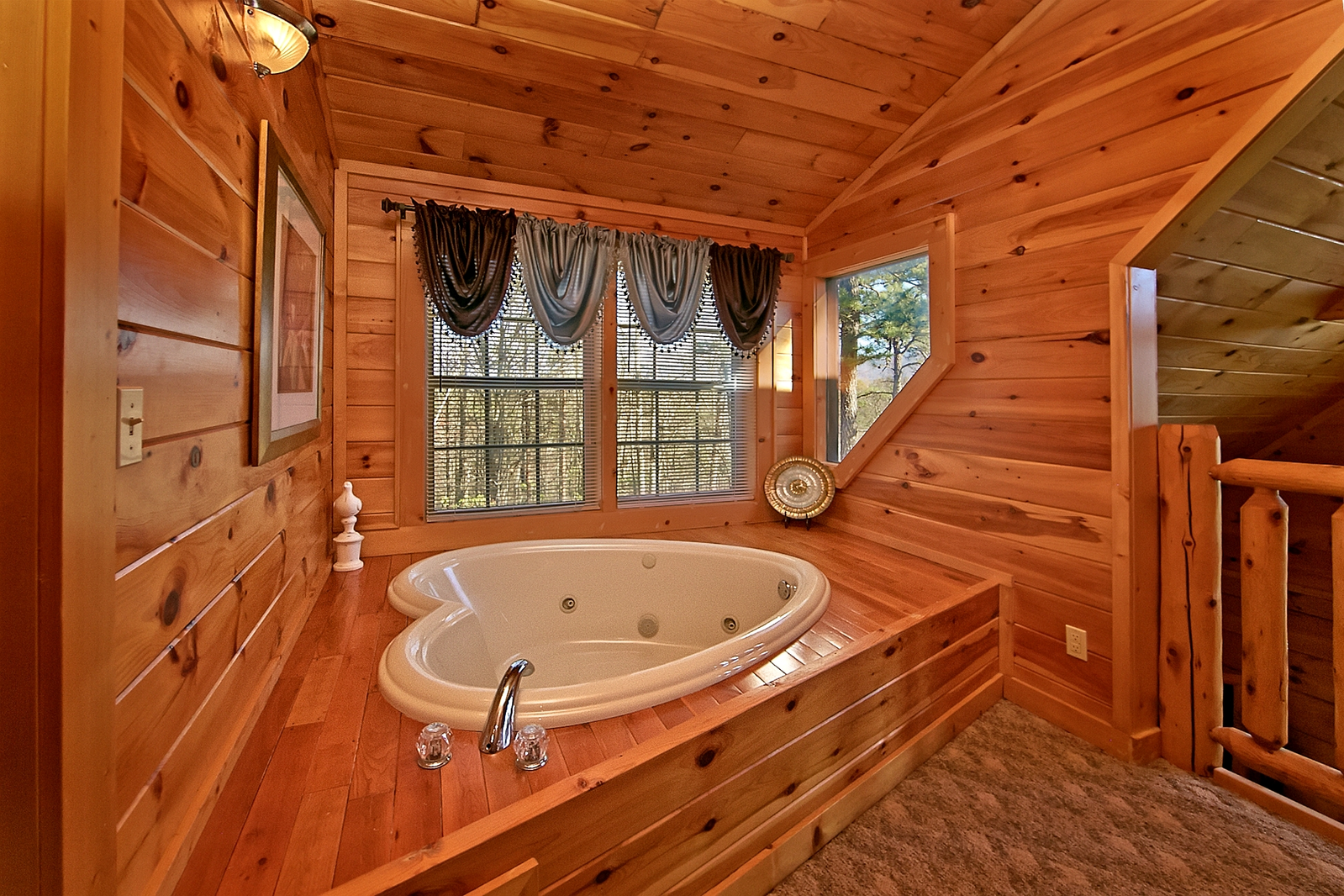 Property image, Interior, of Mountain Splash