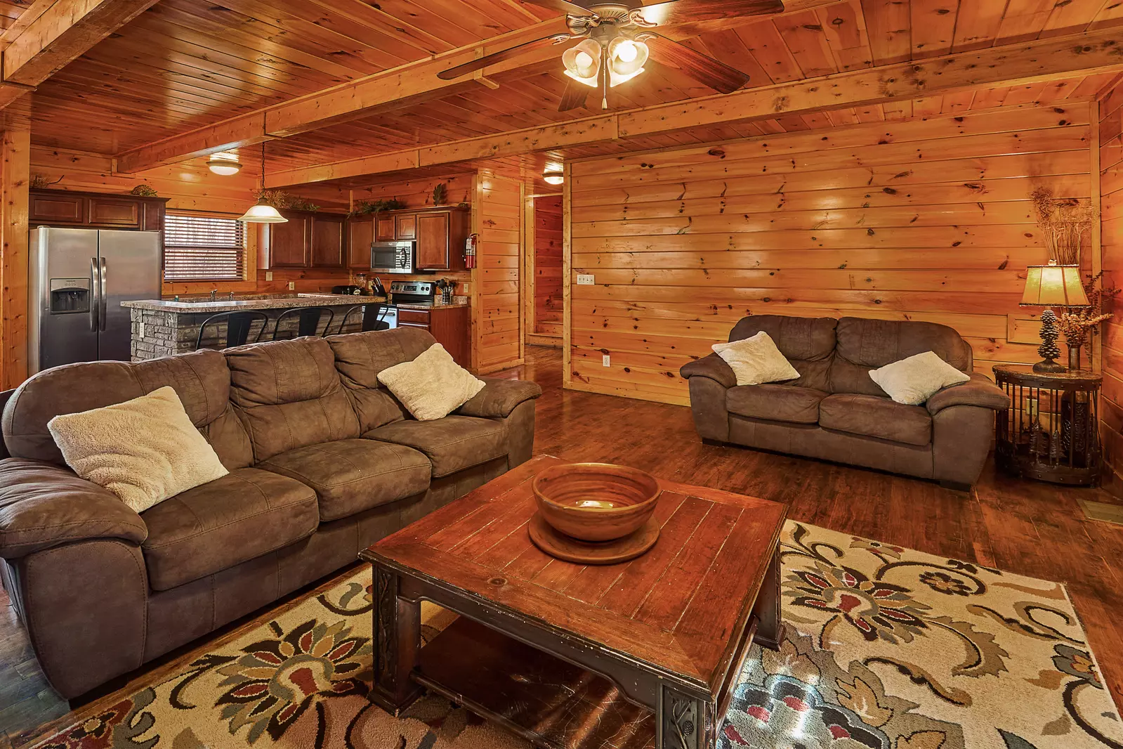 Property image, Interior, of Diamond In The Rough