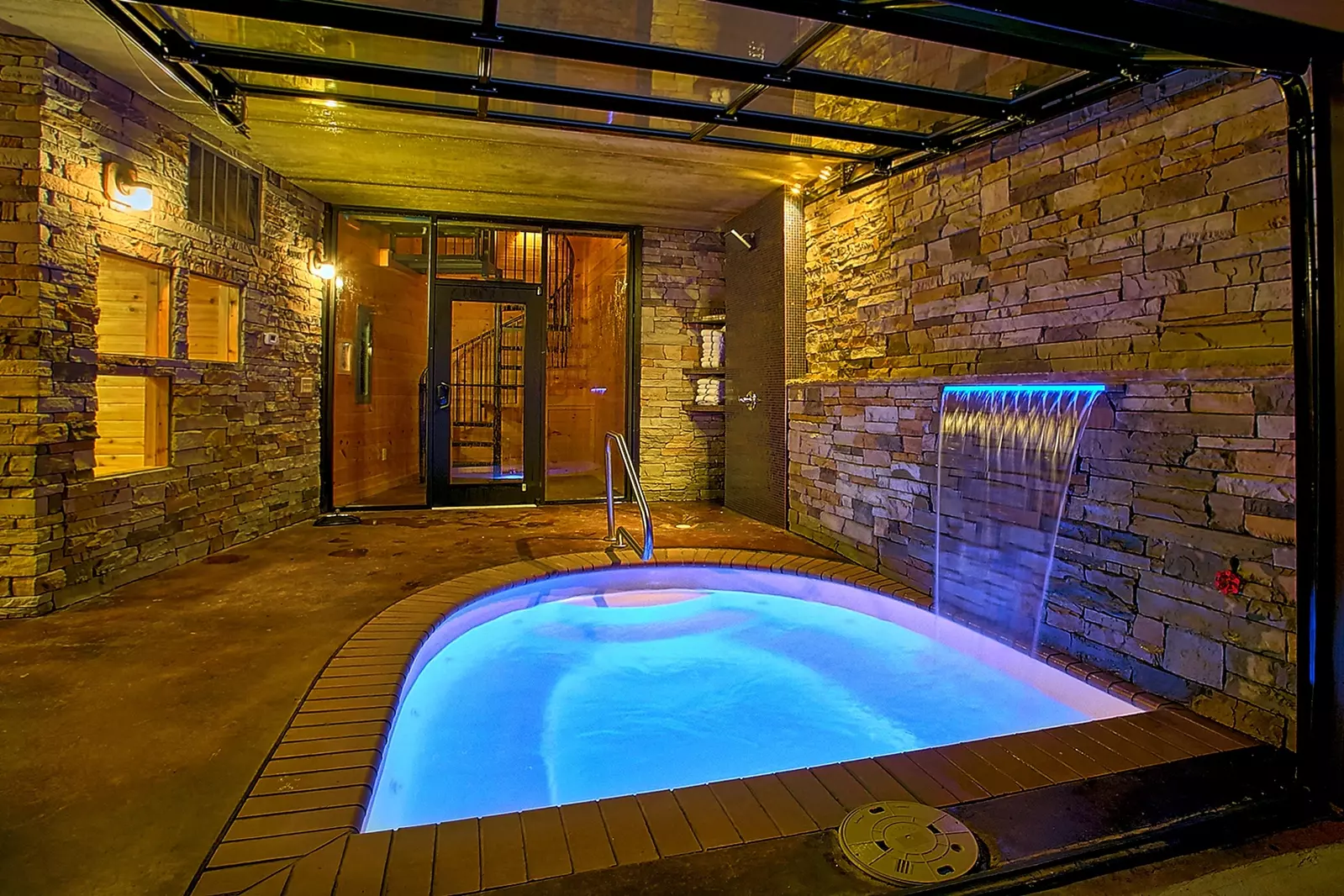 Property image, Interior, of Urban Cowboy