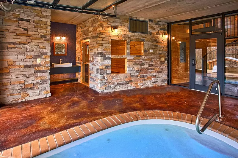 Property image, Interior, of Urban Cowboy
