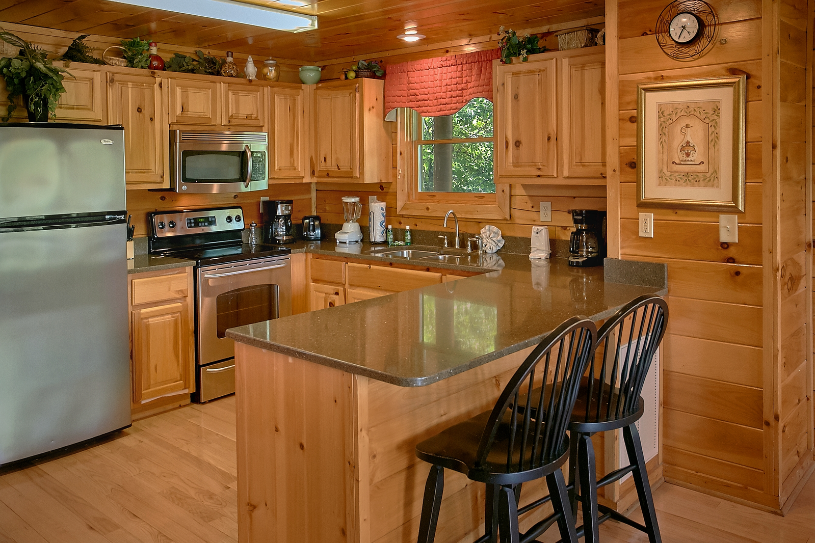 Property image, Interior, of A Mountain View Theater Lodge