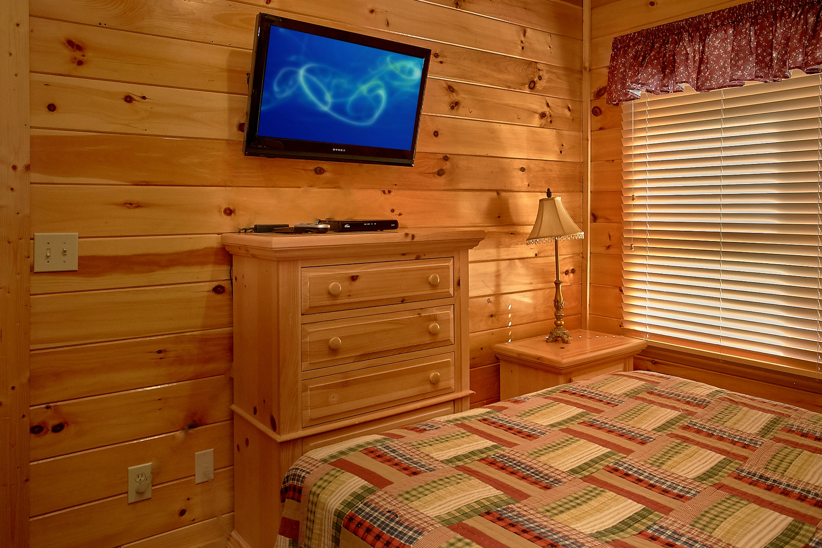 Property image, Interior, of A Mountain View Theater Lodge
