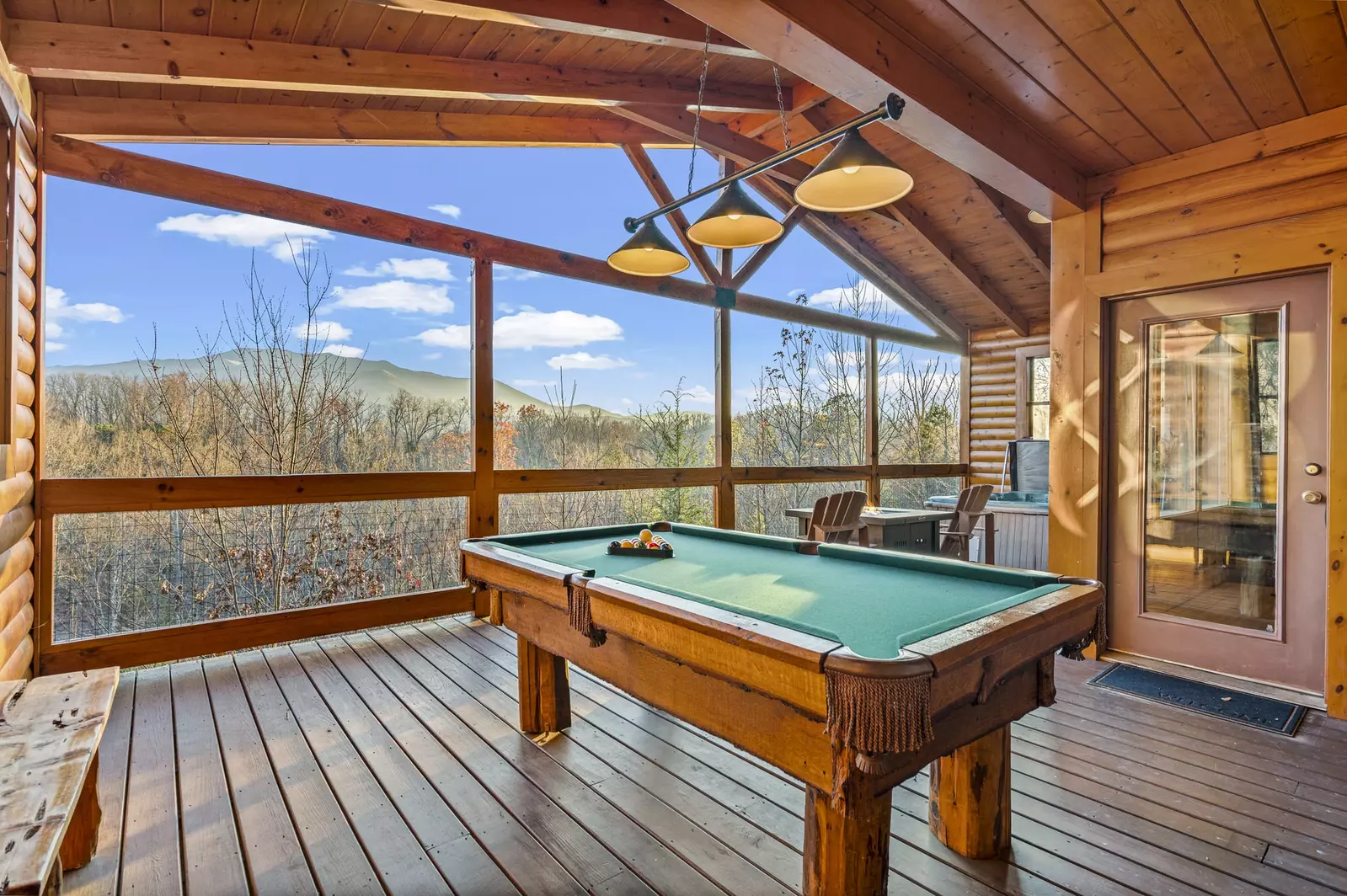 Property image, Interior, of Love Me Tender