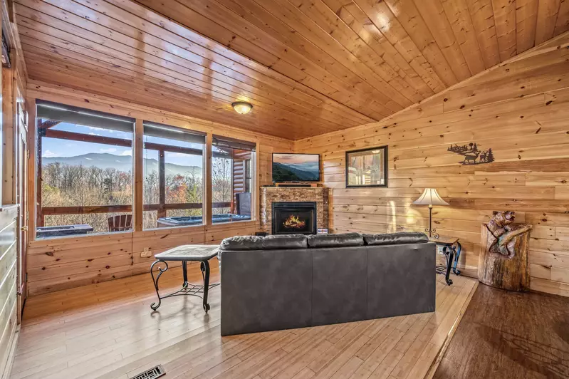 Property image, Interior, of Love Me Tender