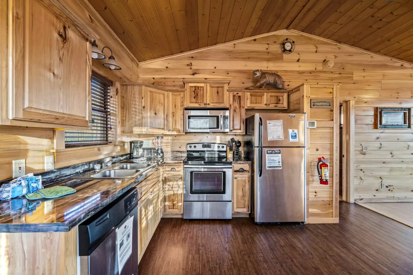 Property image, Interior, of Love Me Tender